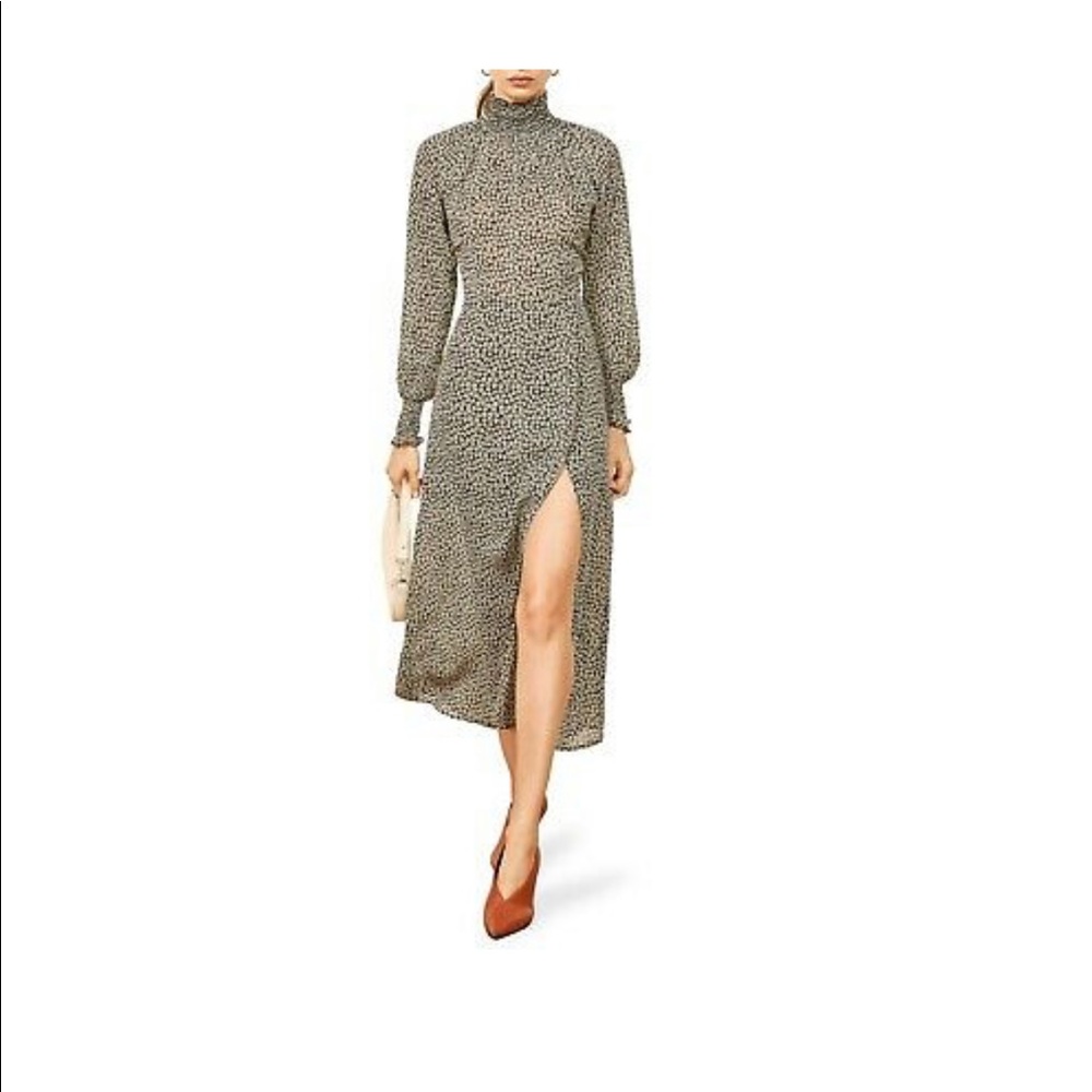 Reformation dress in size 0 - Picture 4 of 6